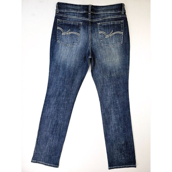 Wrangler Size 11/34 Womens Juniors Straight Leg Blue Denim 5 Pocket Jeans - Picture 1 of 12